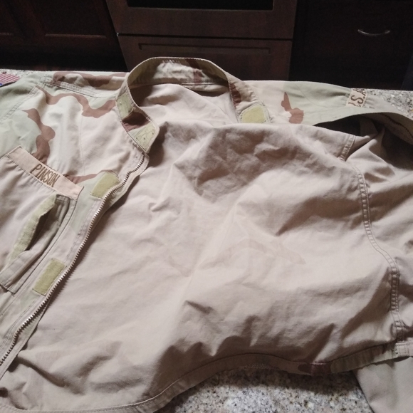 Combat uniform top - Picture 2 of 7